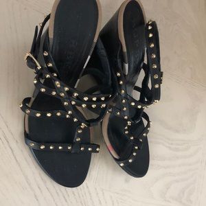 Used Burberry wedge